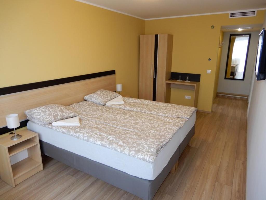 Bed and Breakfast Rómahegy Rendezvényház Kaposvár Exterior foto